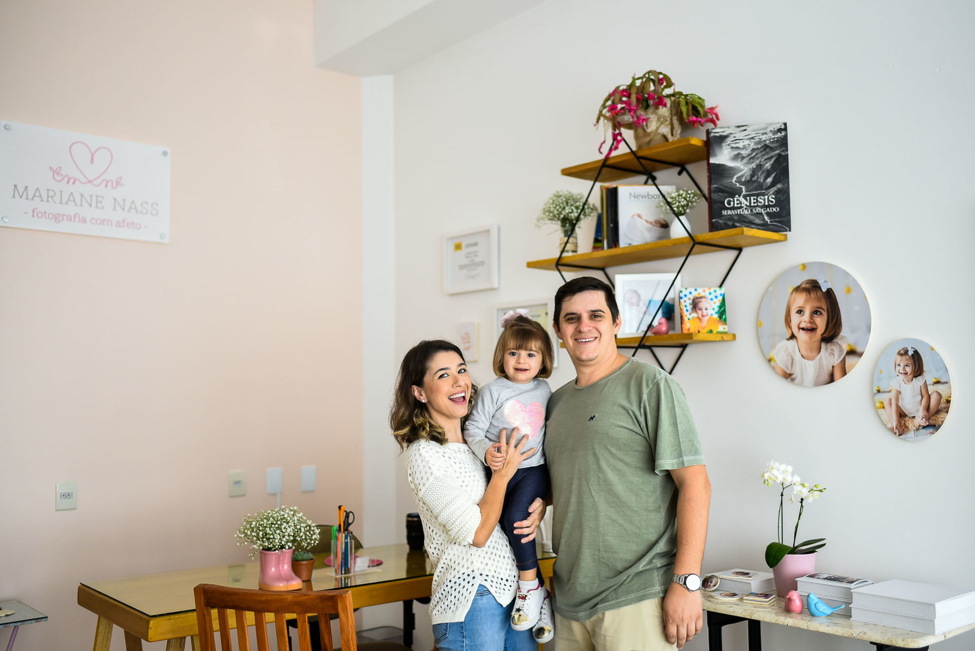 Agora é Oficial  - Mariane Nass Fotografia - Estúdio Mari - Rua Vereador Airton de Souza - São Vicente, Itajaí - SC